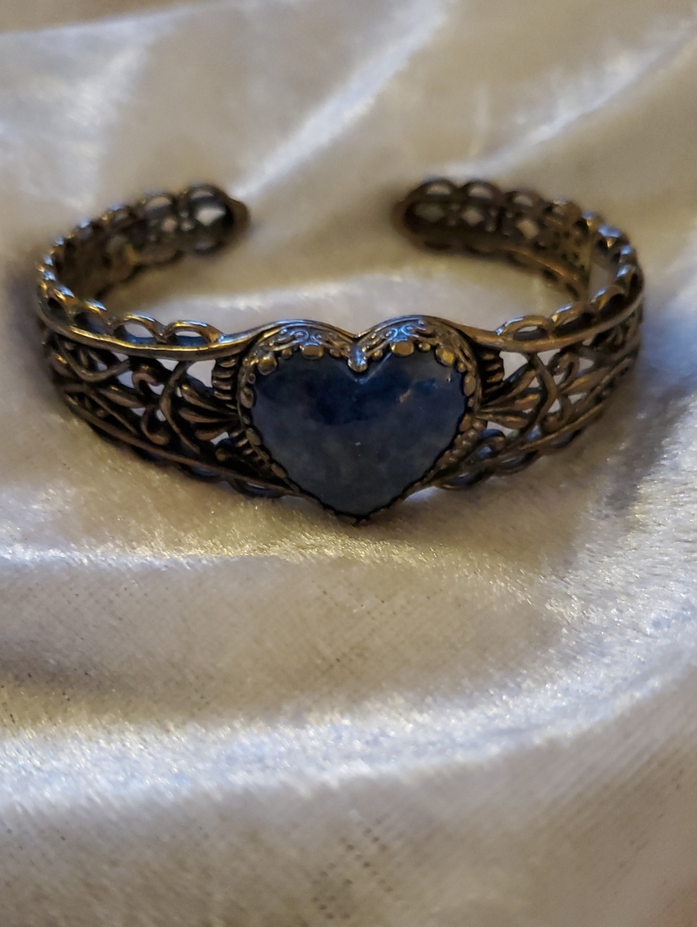 Calolyn Pollack 925 Sterling Silver Hinged Cuff Bracelet Lapis Lazuli Heart